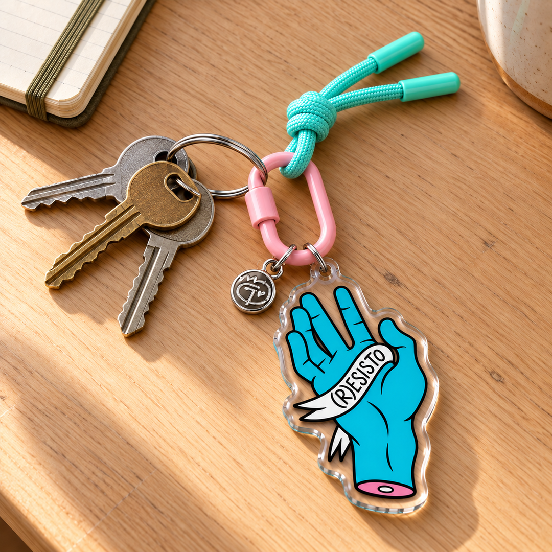 Portachiavi charm - (R)ESISTO